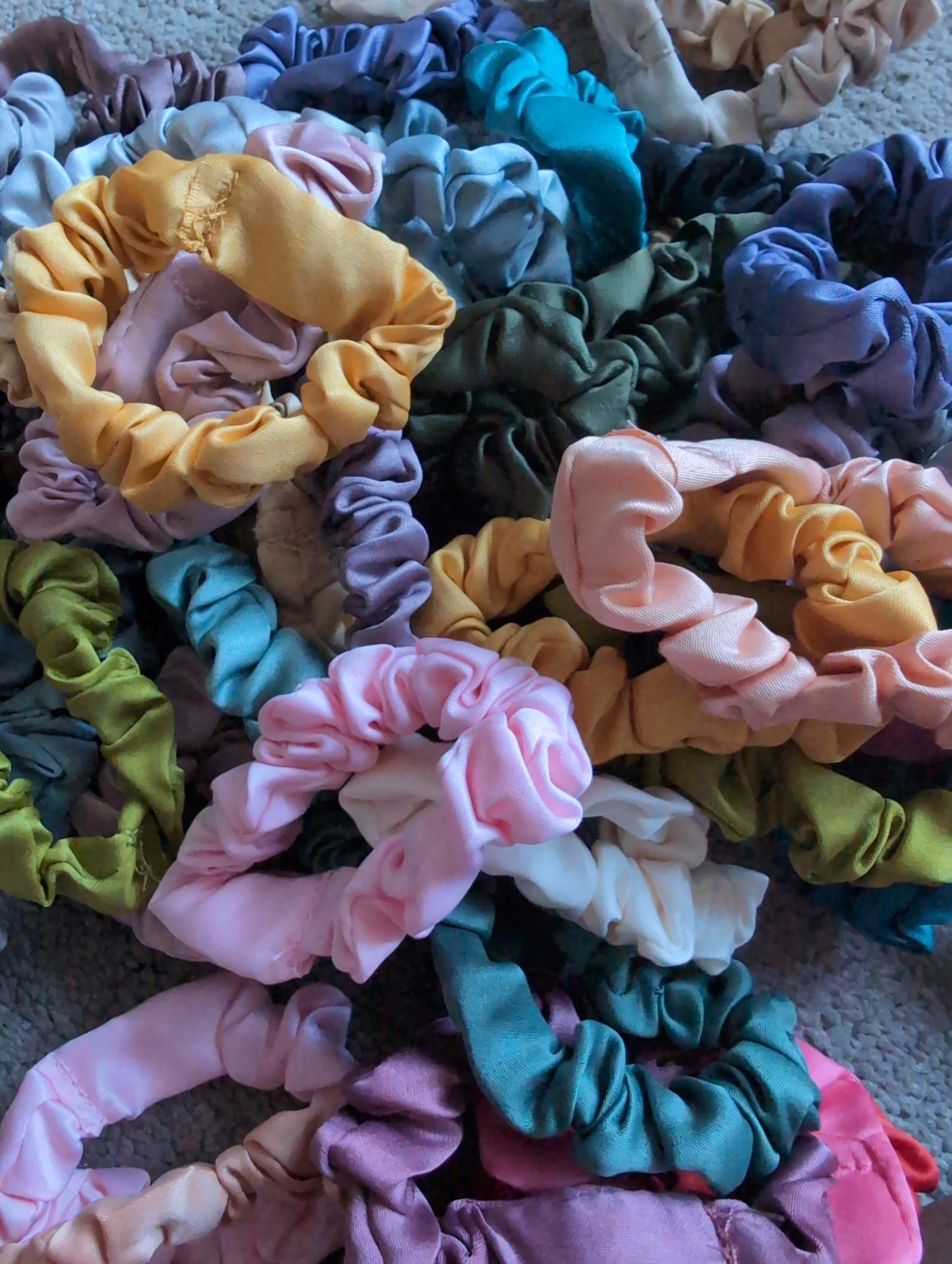Mini scrunchie - various colours