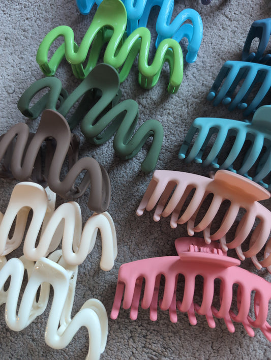 Hair claw clip