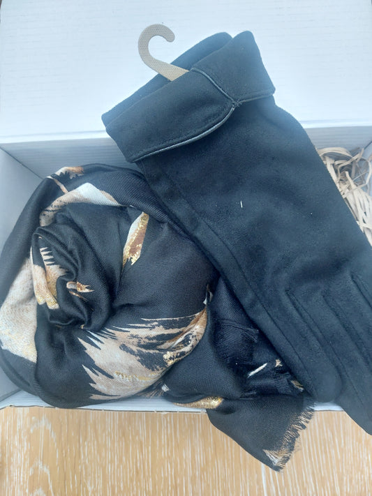 Gift Box - Signature Gloves - Black Thistle & Black Gloves